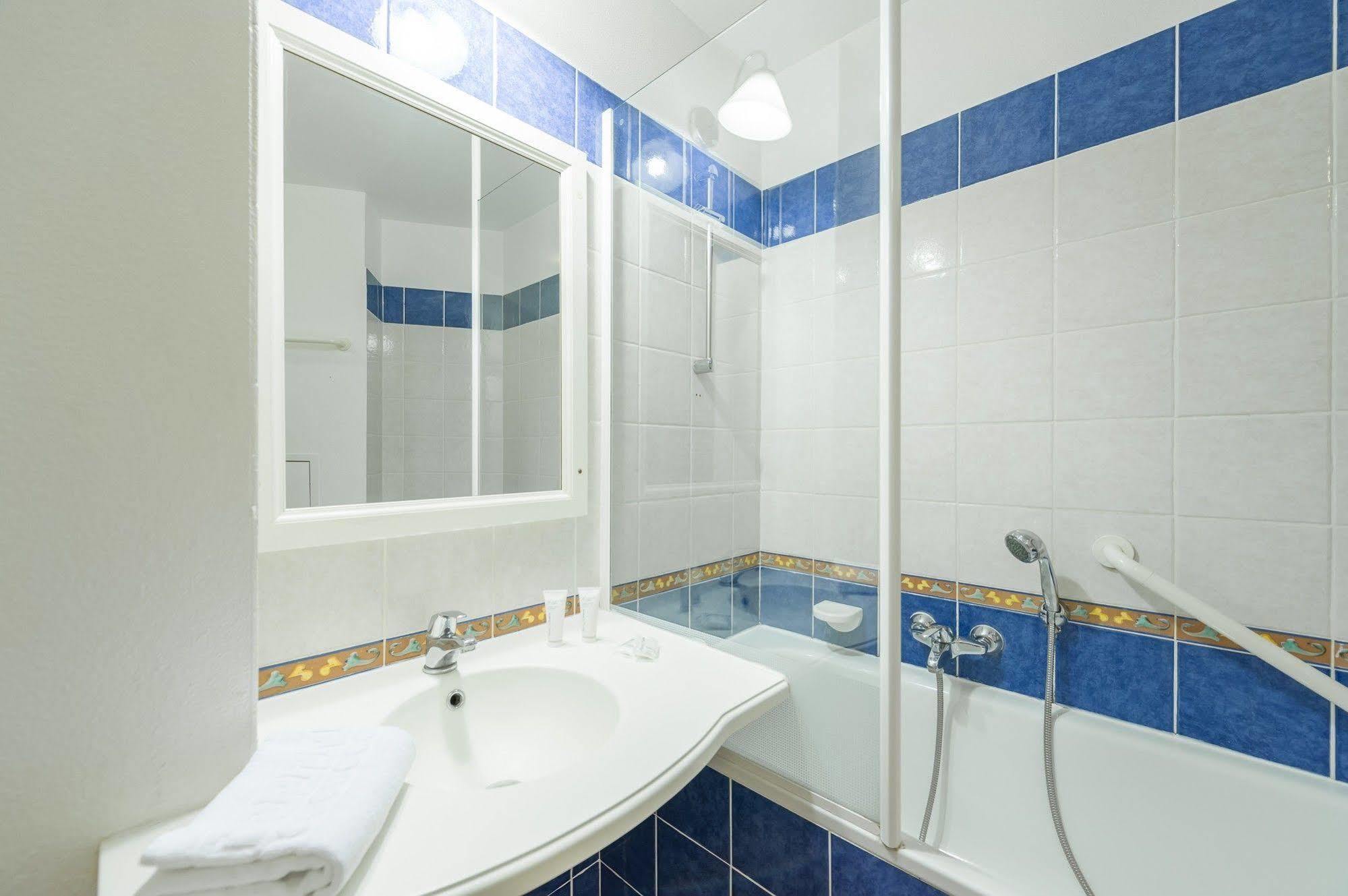 Les Rivages - Appartement Vue Mer Imprenable-Piscine Six-Fours-les-Plages Exterior foto